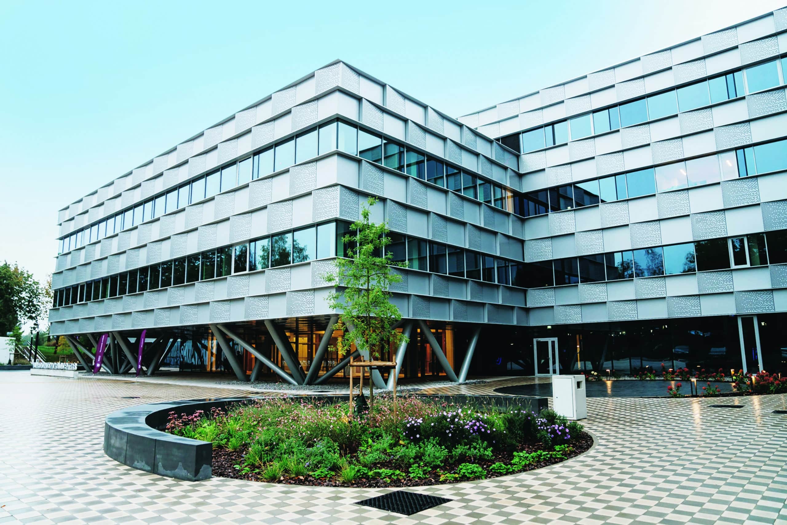 2024-10-03-08-08-04-author-mantas-repecka_54051953195_o-scaled